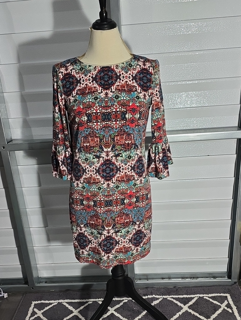 London Style Floral Geometric Red Blue Green Ruffle-Sleeve Dress Size 4